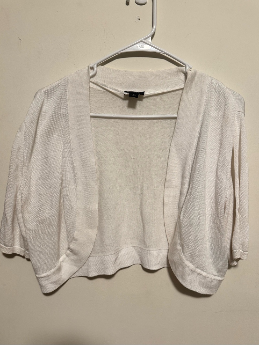 Light Cream Open-Front Women's Sweater Shrug